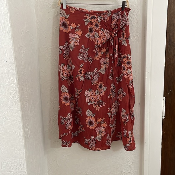 FREE PEOPLE Sunday Sarong Floral Midi Skirt - Picture 4 of 7